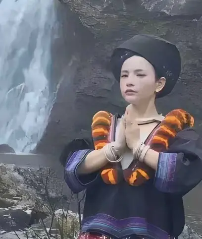 樱花动漫上线《苗族瀑布女孩》，免费1080P高清无广告观看，更有《苗族瀑布女孩》网盘免费分享下载