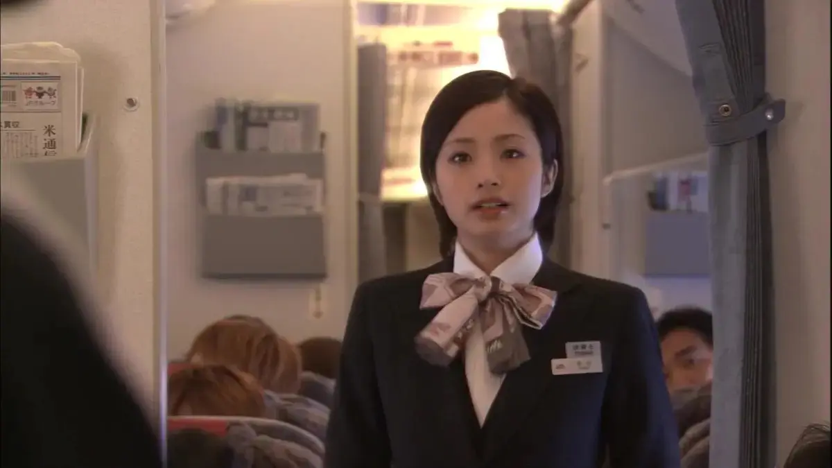 日本经典电影《空姐丑闻》全集高清免费在线观看 - 电影《空姐丑闻》无删减完整版HD中字免费看，无广告流畅播放