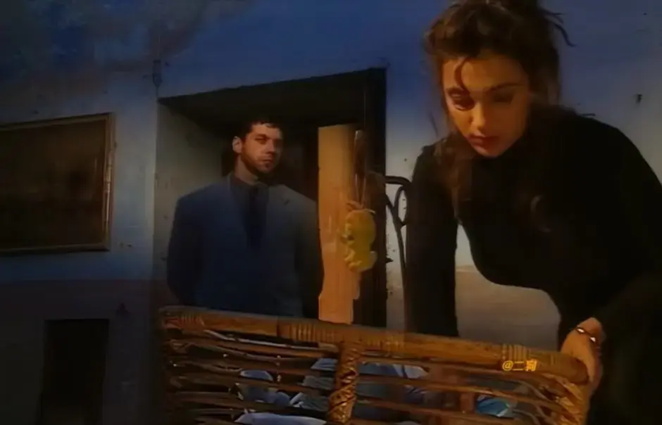 赛仑selen主演1994版意大利电影《那不勒斯风格的剧本》，高清全集免费在线观看，未删减蓝光原盘等你体验！