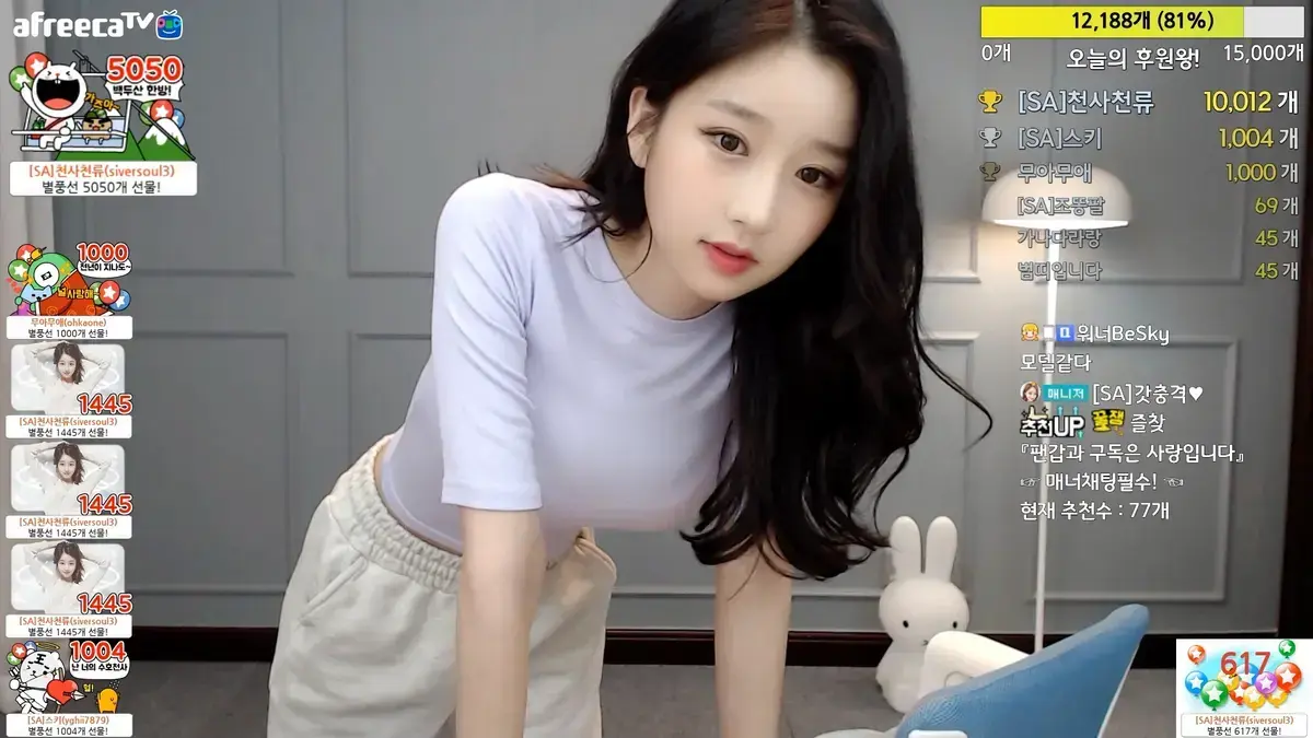 看《onlyfans 每日大赛》快手爆款徐雅高光合辑，体验徐雅反套路瞬间，全季免费在线观看，流畅不卡顿！