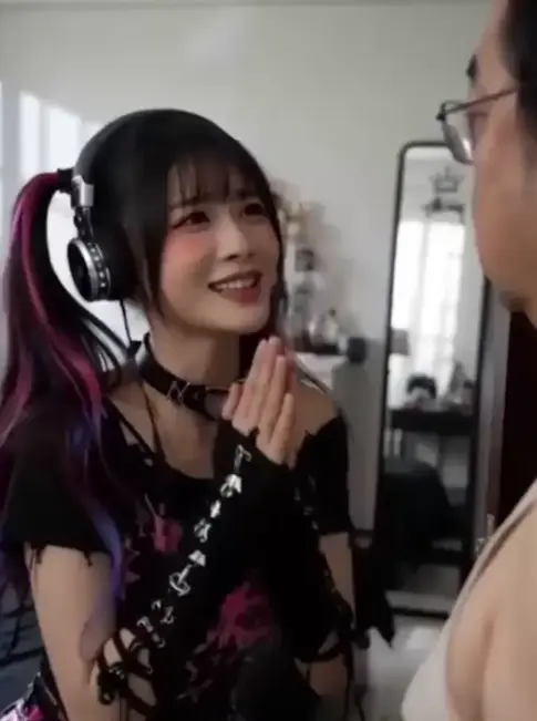 《胖哥的传奇人生》AI漫全季_都市逆袭剧情_底层胖哥扮猪吃老虎_脑洞大开沙雕动画1080P_百度网盘夸克迅雷下载~开启胖哥逆袭传奇