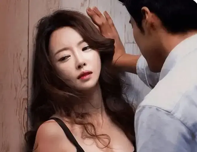 顶级女人韩国电影1080P高清无删减免费观看-《顶级女人》全集无广告在线播放-纸醉金迷的假面舞会暗藏十年复仇计划